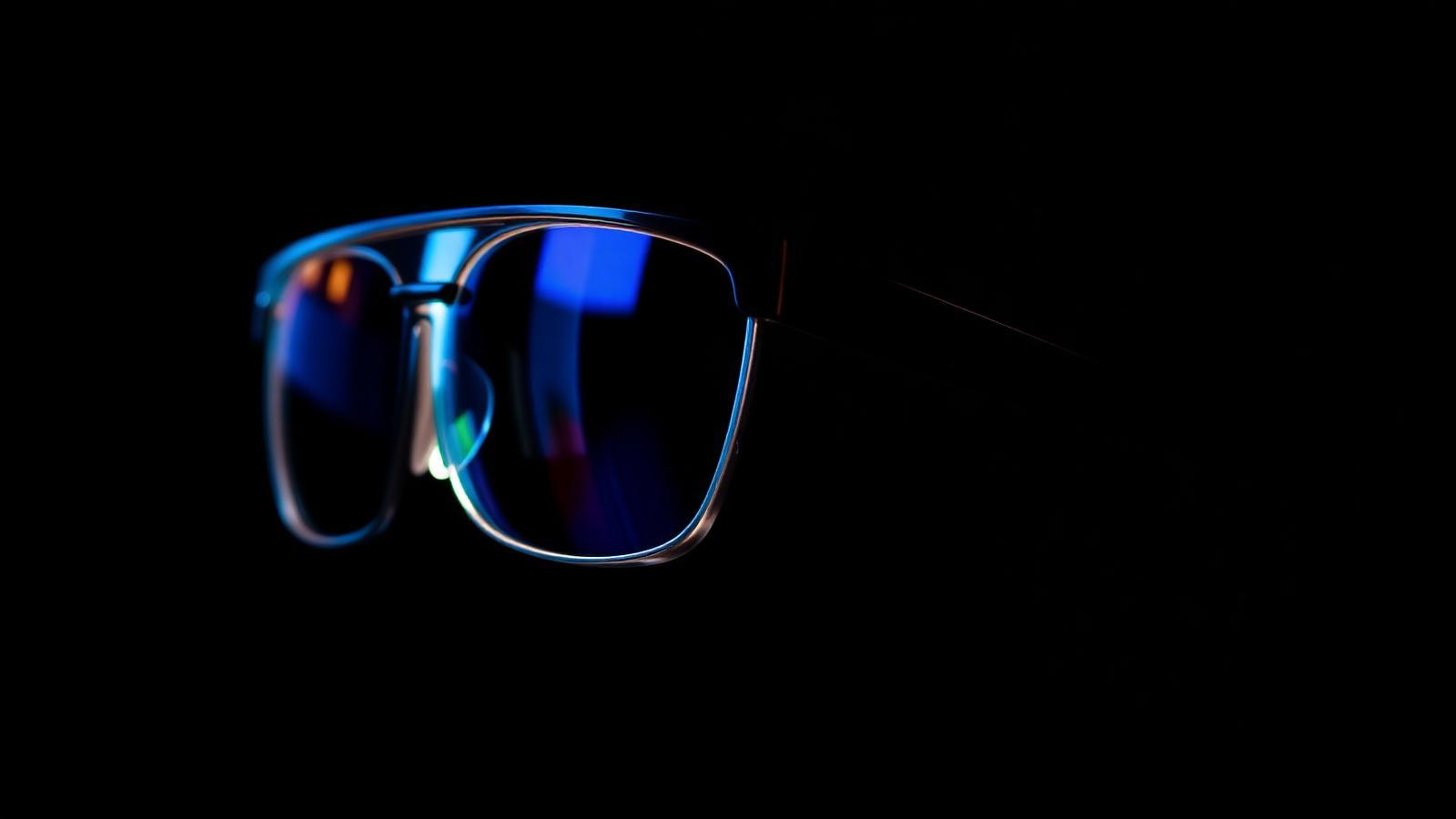 Featured premium lens detail
